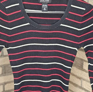 New York & Co Ribbed Sweater sz M